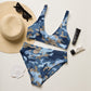 Camouflage-Bikini aus recyceltem Material mit hoher Taille