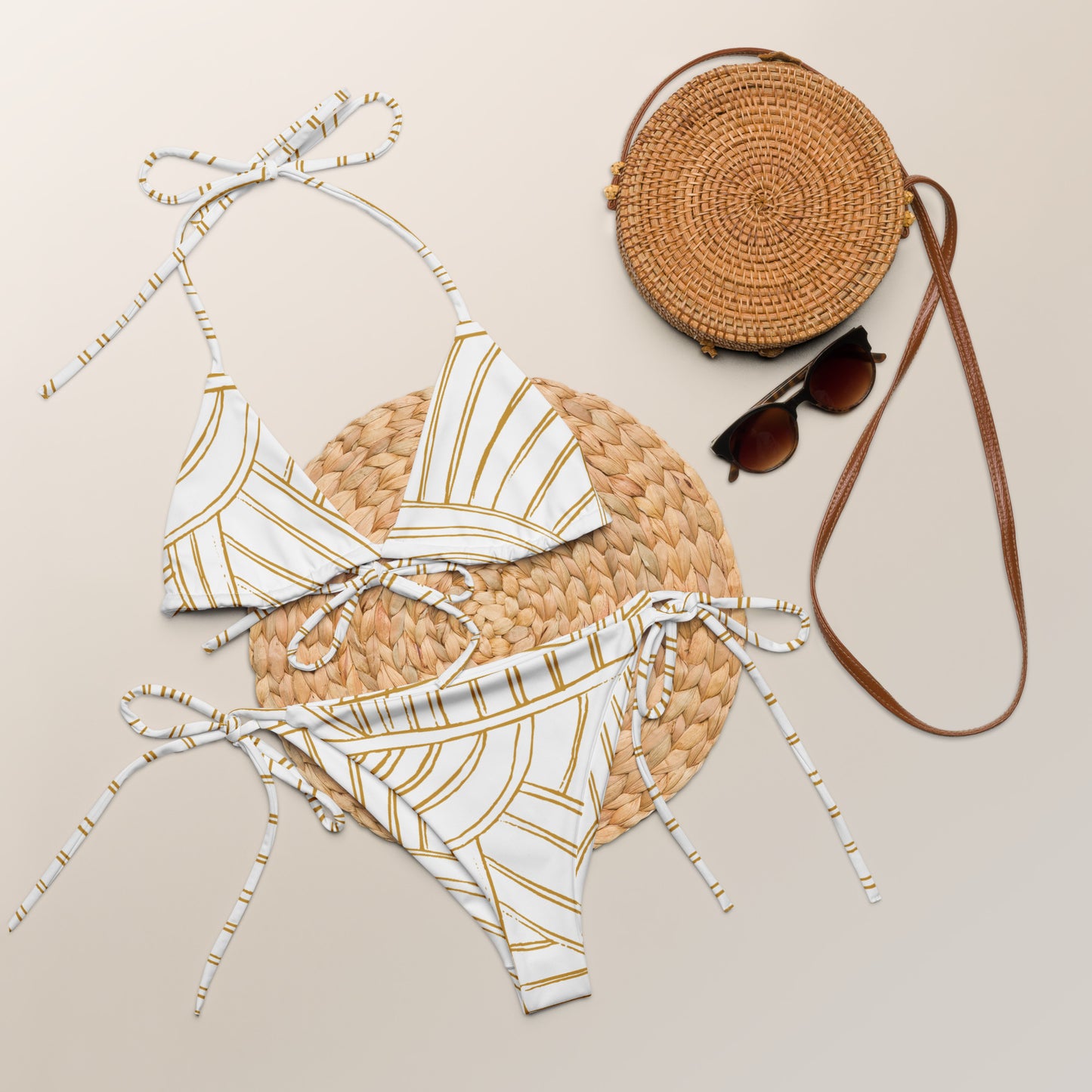 Eleganter Triangel-Bikini aus recyceltem Material