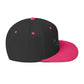 Gestickte Snapback-Kappe mit Blumenmotiv